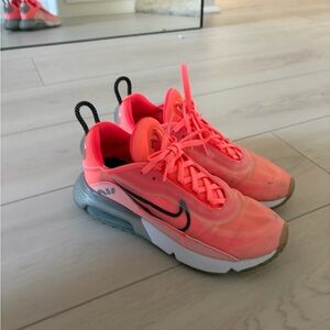 Nike Kids Air Max 2090 Coral Sneakers